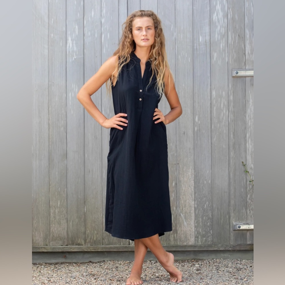 Forever 21 | Longline Black Collared Button Down Dress